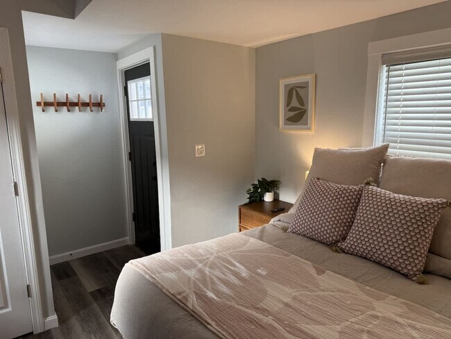 Photo - 4 Auburn Ave Ext Unit ID1312393P