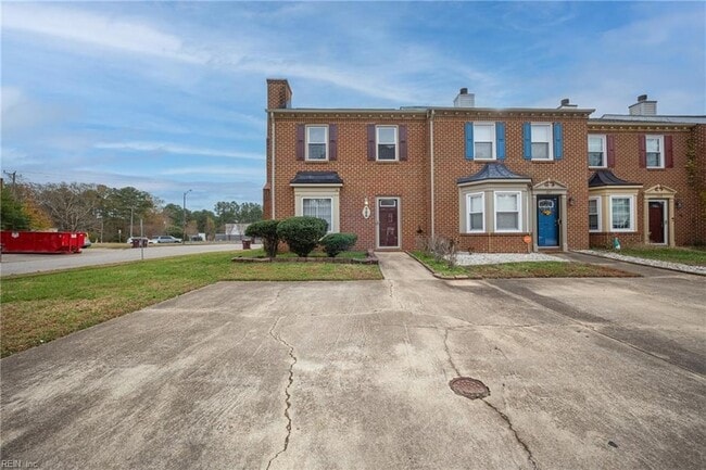 Photo - 725 Mill Landing Rd