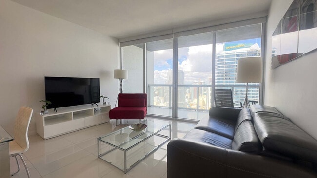 Photo - 485 Brickell Ave Unit SI ID1240672P