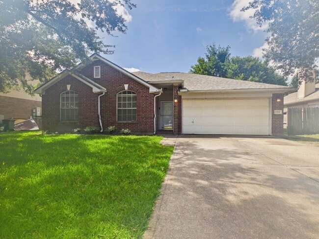 Building Photo - 3914 Cyril Dr