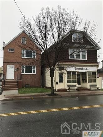 Building Photo - 230 Washington Ave Unit 1