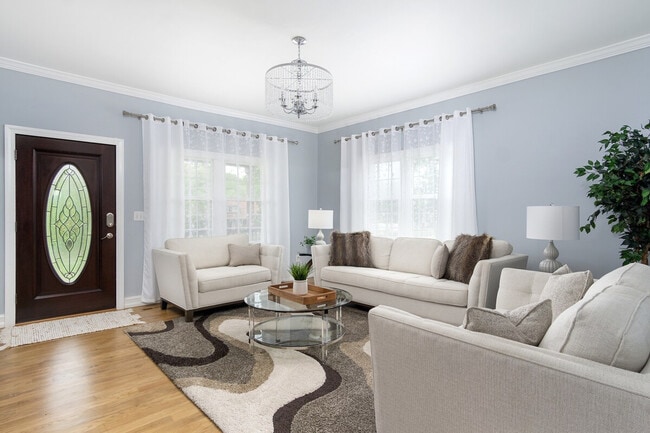 Photo - 1037 S Main St Unit SI ID1590563P