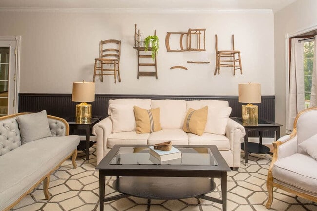 Photo - 2002 N Lynndale Dr Unit ID1061642P