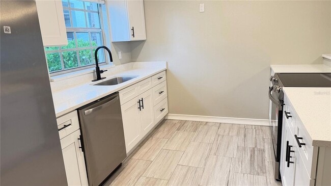 Photo - 333 Island Way Unit 101