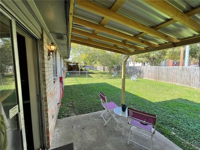 Photo - 1527 Hillside Dr Unit CS