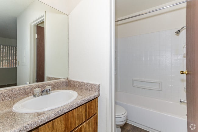 1BR, 1BA - 610 SF - Quail Ridge