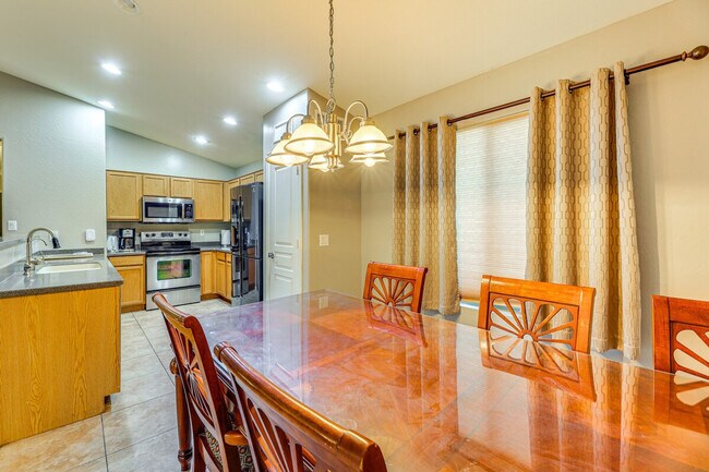 Photo - 1884 W CALIBERA Ct Unit SI ID1385669P