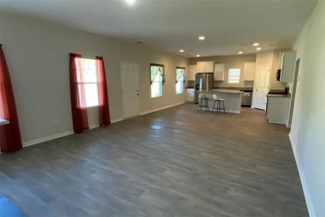 Photo - 1044 Fairfield Dr