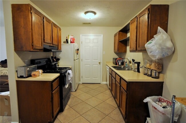 Photo - 1004 Verde Dr