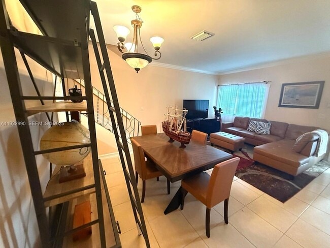 Photo - 2239 SE 23rd Ave Unit 2239