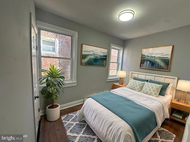 Photo - 5824 Florence Ave