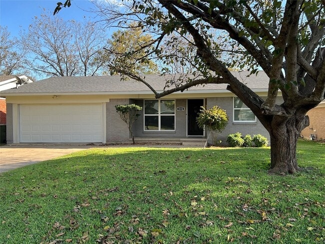 Photo - 1113 S Idlewild Dr