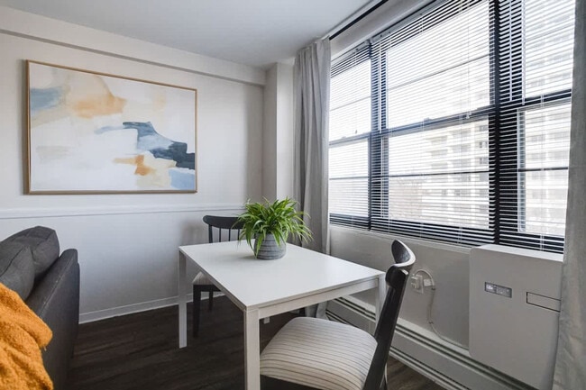 Photo - 105 W 39th St Unit FL5-ID1061320P