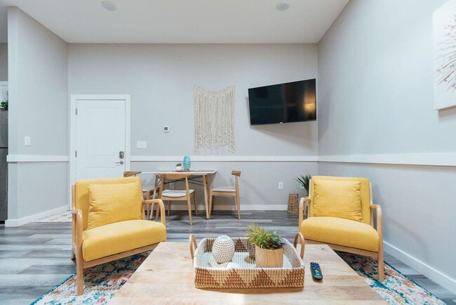 Photo - 117 Spring St Unit ID1397957P