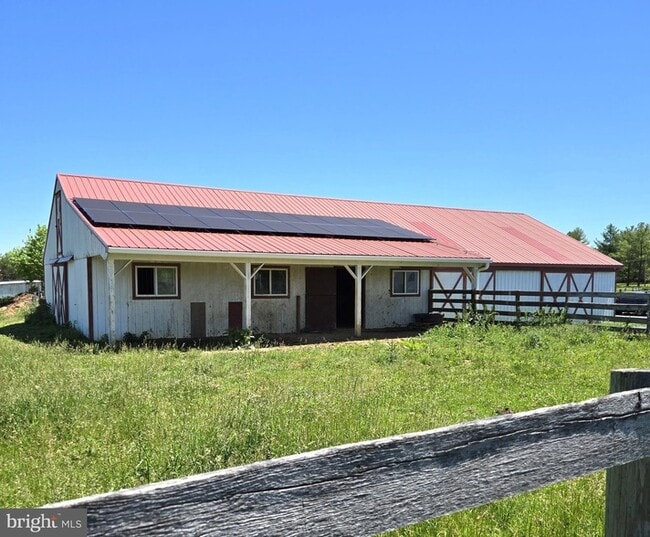Photo - 8293 Leetown Rd