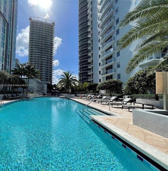 Building Photo - 1060 Brickell Ave Unit 1007