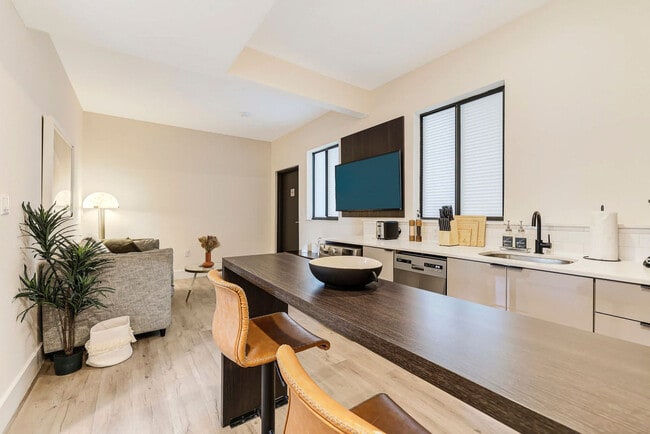 Photo - 3031 NE 4th Ave Unit ID1272342P