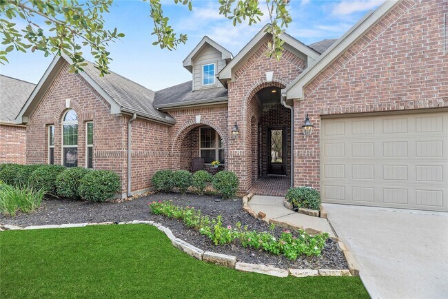 Building Photo - 6407 Sunstone Falls Ln