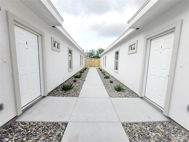 Photo - 5804 Sandpiper Ave Unit 4