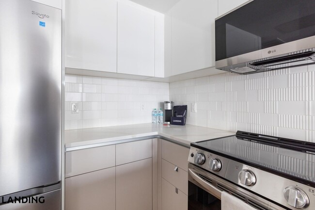 Photo - 95 Anderson St Unit 336