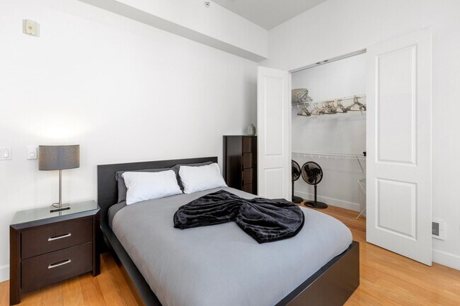 Photo - 31 Van Ness Ave Unit ID1026708P