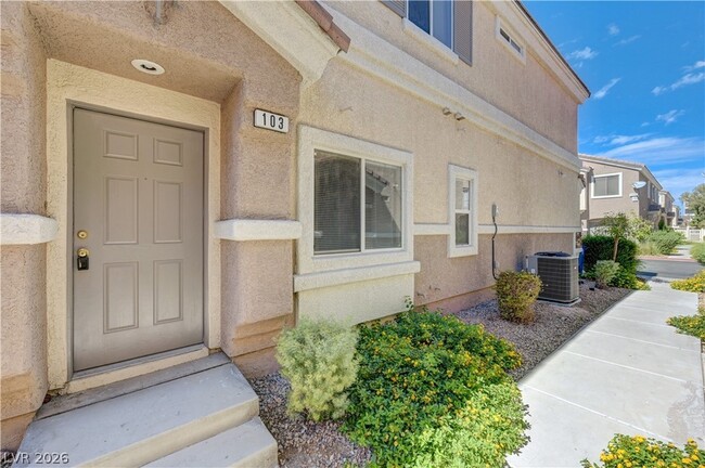 Building Photo - 5507 Big Red Ct