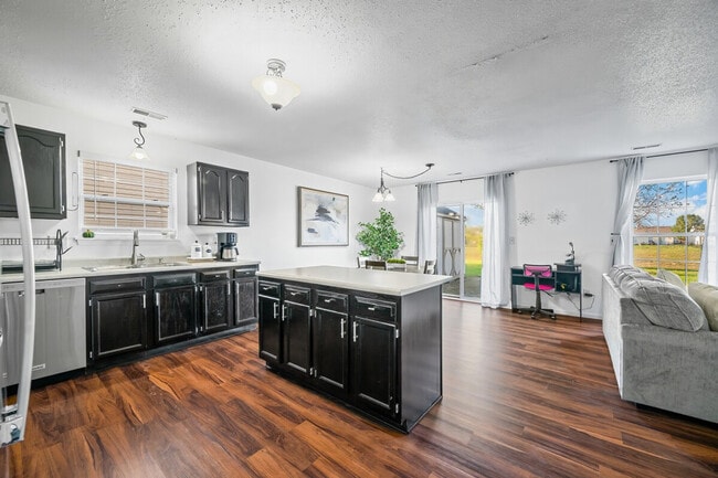 Photo - 2386 Meadow Bend Dr Unit ID1397949P