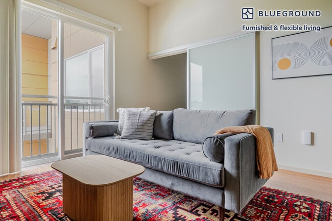 Building Photo - 8300 160th Ave NE Unit FL6-ID898