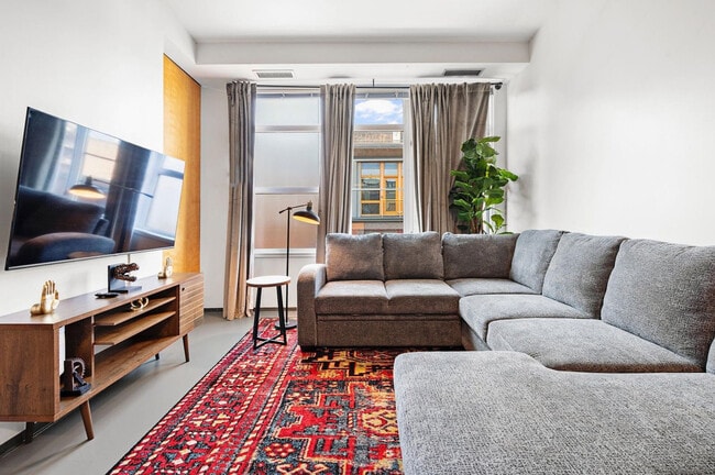 Photo - 160 E Berkeley St Unit SI ID1343273P