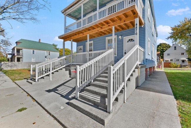 Photo - 4878 Tarnow St Unit ID1337412P