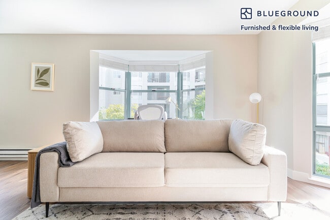 Photo - 1 Bayside Village Pl Unit FL2-ID1811