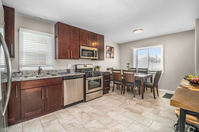 Photo - 3800 S Harvey Ave Unit ID1301570P