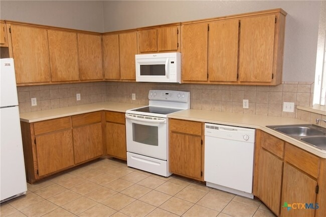 Photo - 304 Jeff Gordon Dr