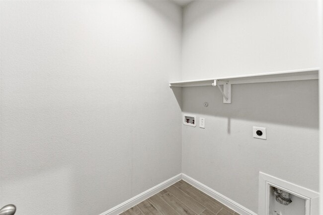 Photo - 9749 Serviceberry Ln