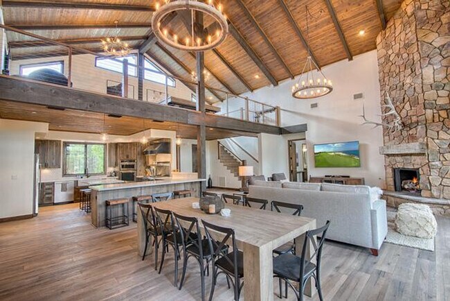 Photo - 481 S Yarrow Ln Unit ID1255454P