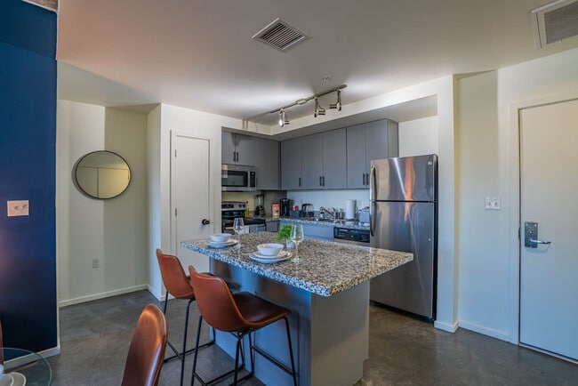 Photo - 915 N 4th St Unit SI ID1263209P
