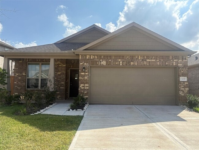 Building Photo - 1309 Grass Bnd Dr