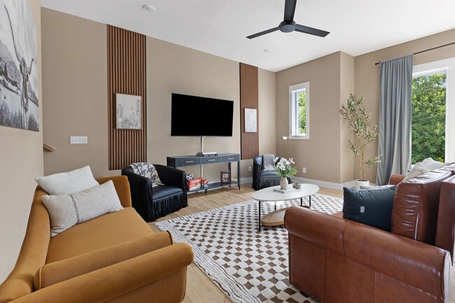 Photo - 550 Rosedale Ave Unit ID1263823P