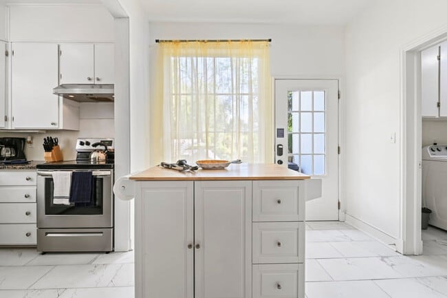 Photo - 1919 Norman Bridge Ct Unit ID1043838P