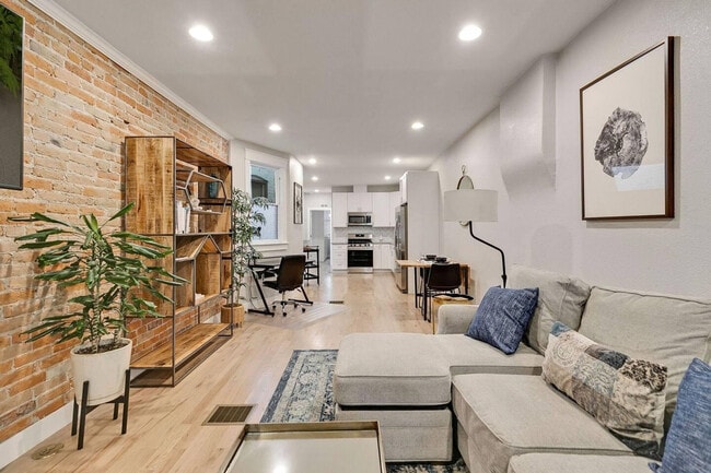 Photo - 3022 California St Unit ID1013136P