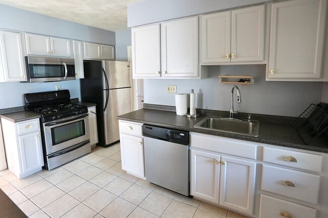 Photo - 38 Semont Rd Unit 3