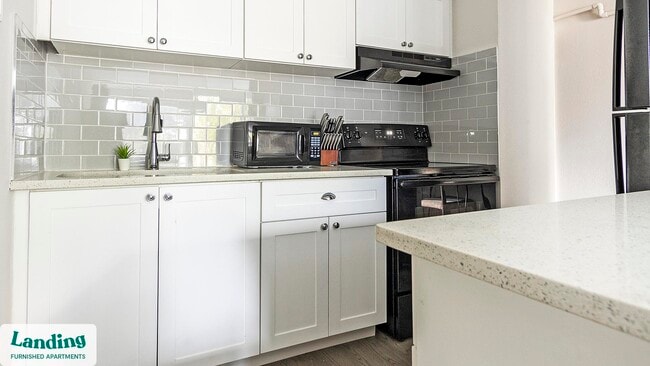 Photo - 305 Dr. M.L.K. Jr St S Unit 102.1403594