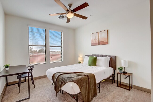 Photo - 555 N College Ave Unit ID1014603P