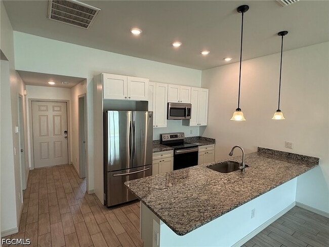 Photo - 3827 SW 9th Ave
