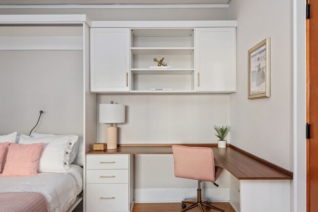 Photo - 2015 NW Flanders St Unit SI ID1471540P