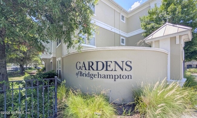 Photo - 8290 Gate Pkwy W Unit 507