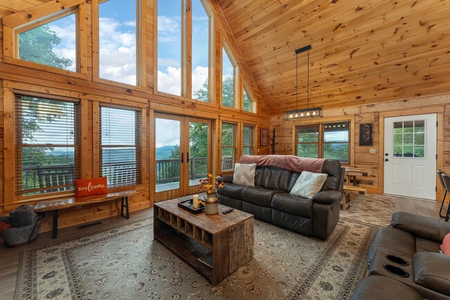 Building Photo - 49 Valley Dr Unit ID1282662P