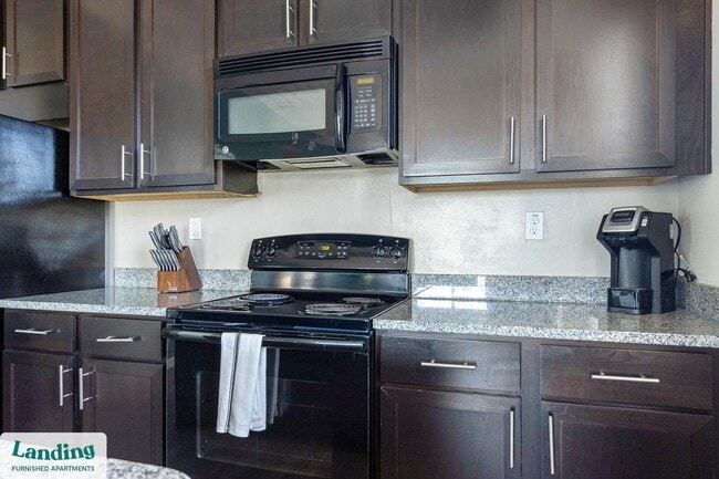 Photo - 4590 Winkler Ave Unit 08-306.1410921