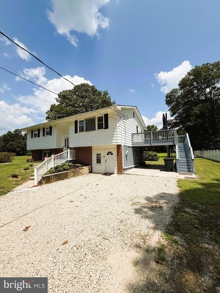 Photo - 13 Thomas Dr