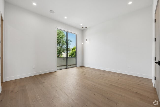 4BR, 4BA - 2979SF - Primary Bedroom - 11835 Tennessee Pl